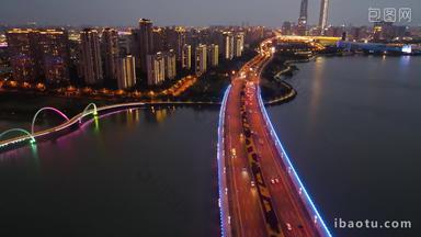 航拍<strong>金鸡</strong>湖大桥夜景4K
